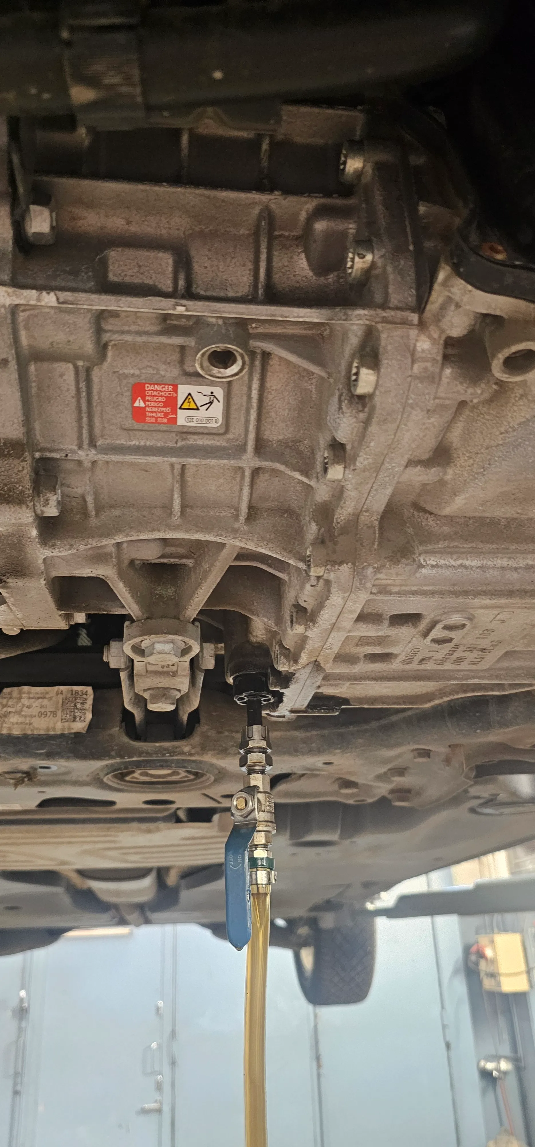 Transmission Oil Change SEAT TARRACO 2021 1.4 e-HYBRID - 1